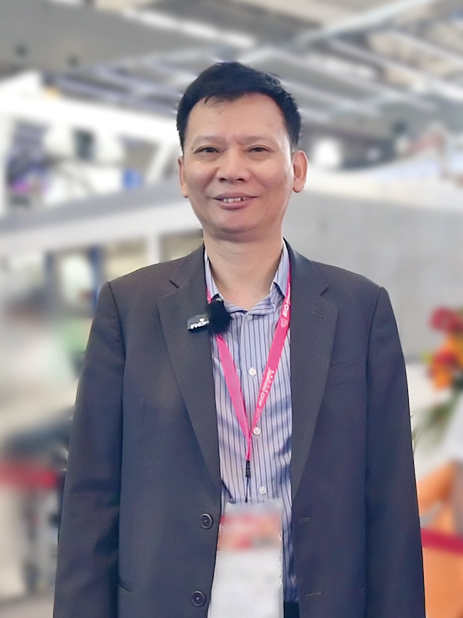 汕頭市達誠環保精機科技有限公司-董事、副總經理萬松洲（左）-拷貝